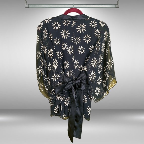 St Tropez West Black and Tan Flower Sheer Kimono Shirt w Satin Sash - Picture 7 of 9